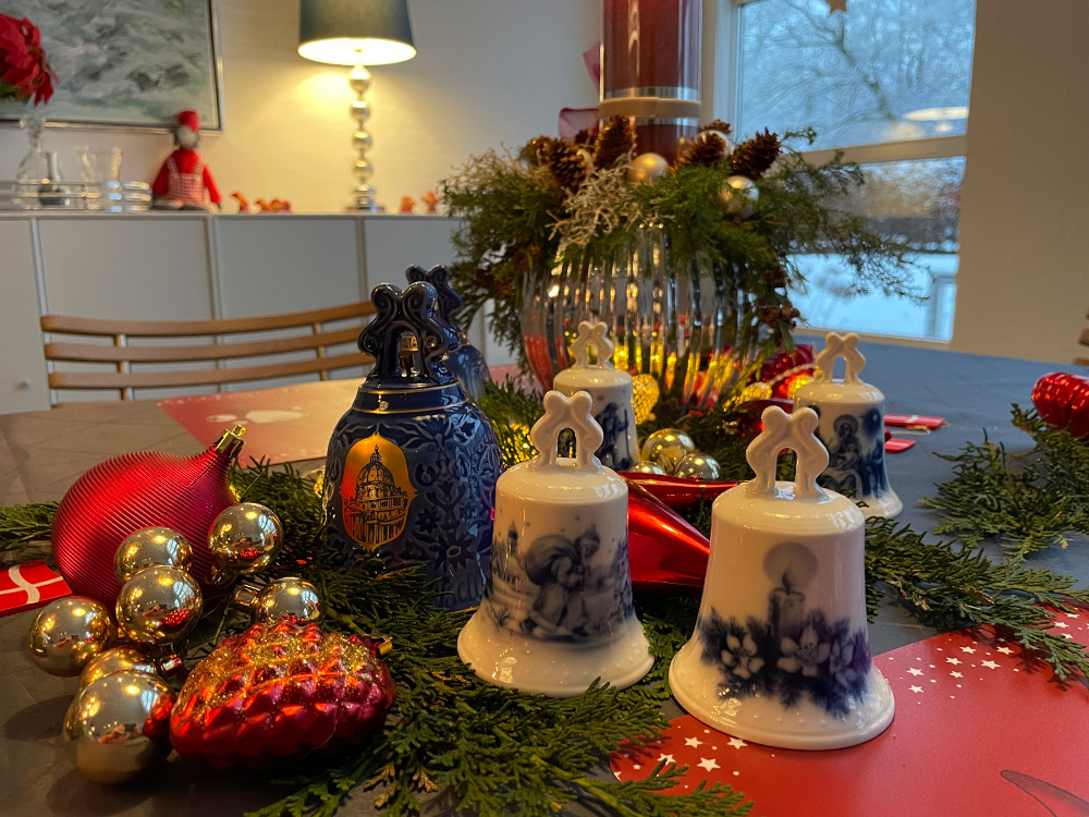 Christmas table decoration with Bing & Groendahl annual bells and Tettau Christmas bells.