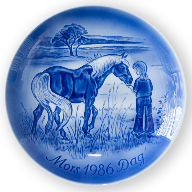 Desiree Mother's Day plate 1986 Meeting in the meadow