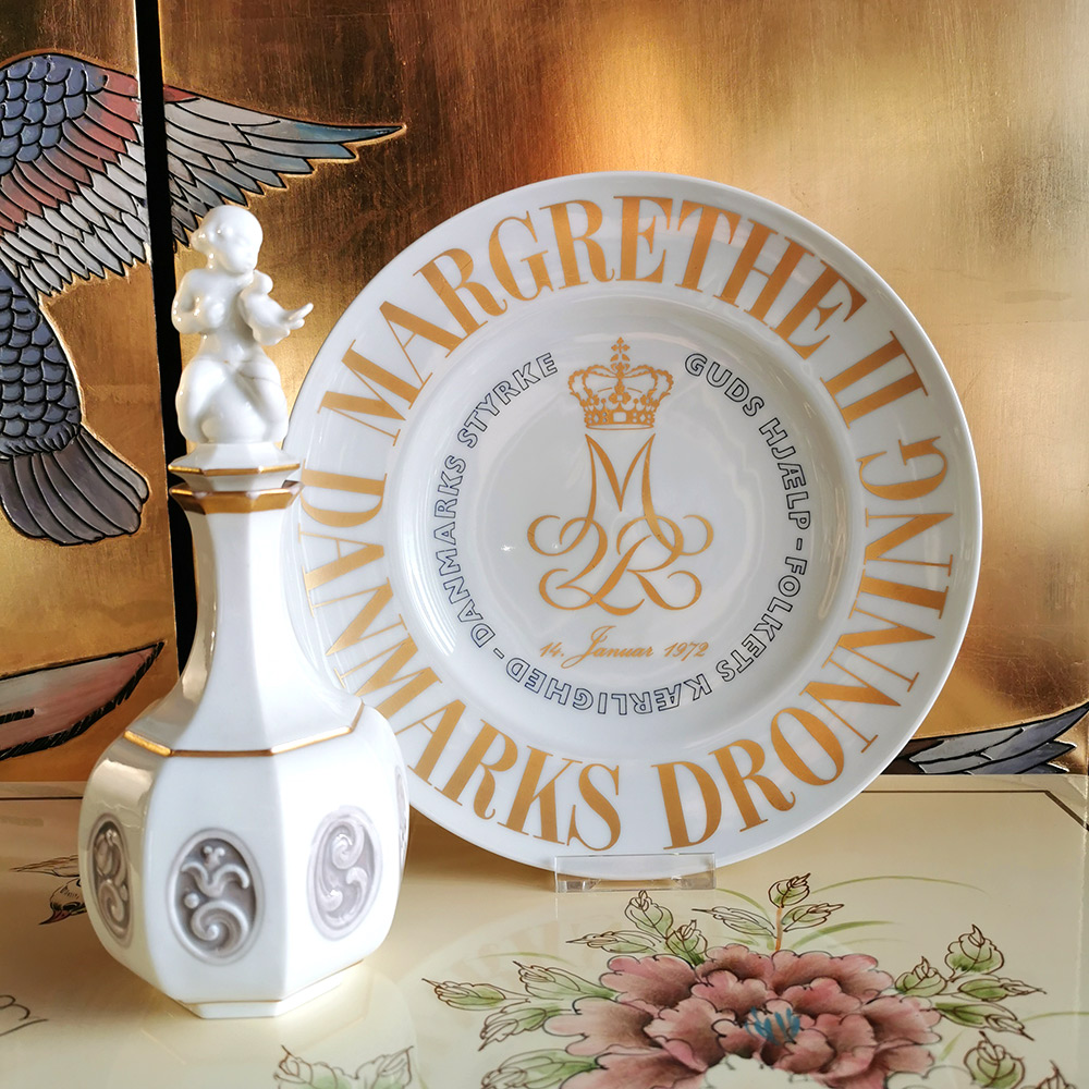 Bing & Grøndahl Anniversary Plate, Made in honor of Queen Margrethe II's accession to the throne.