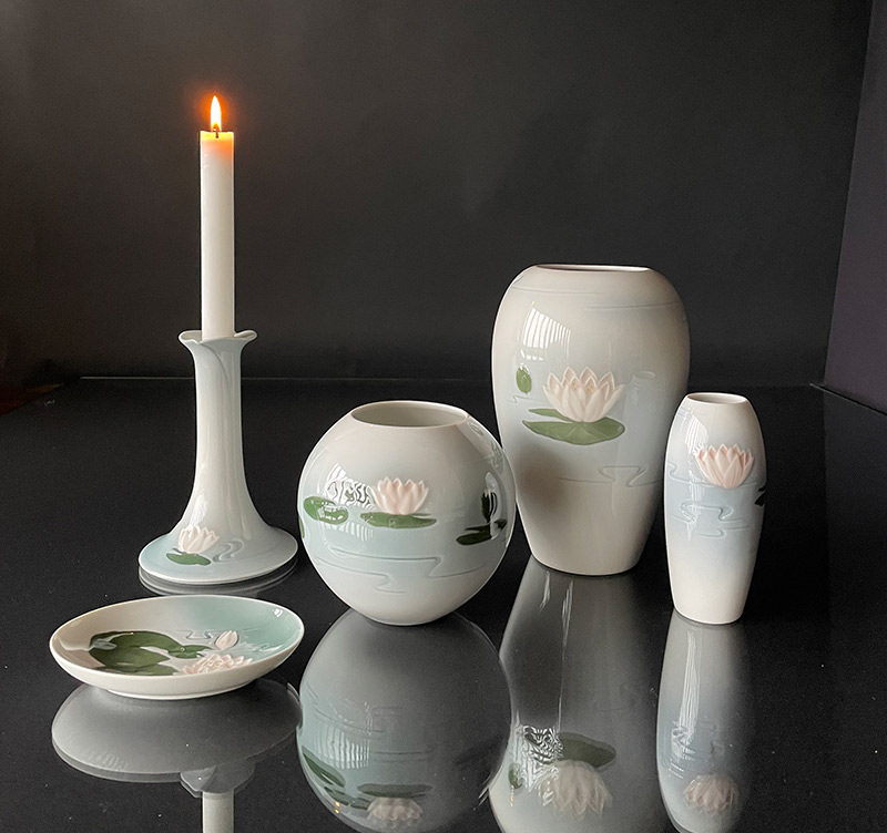 Bing & Groendahl vases with water lilies