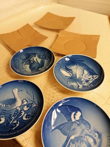 packing plates