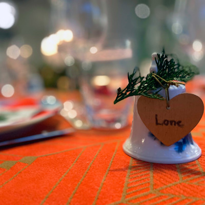 Christmas bells as place cards