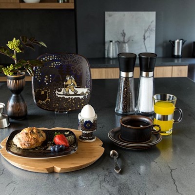 Arabia stoneware in beautiful setting