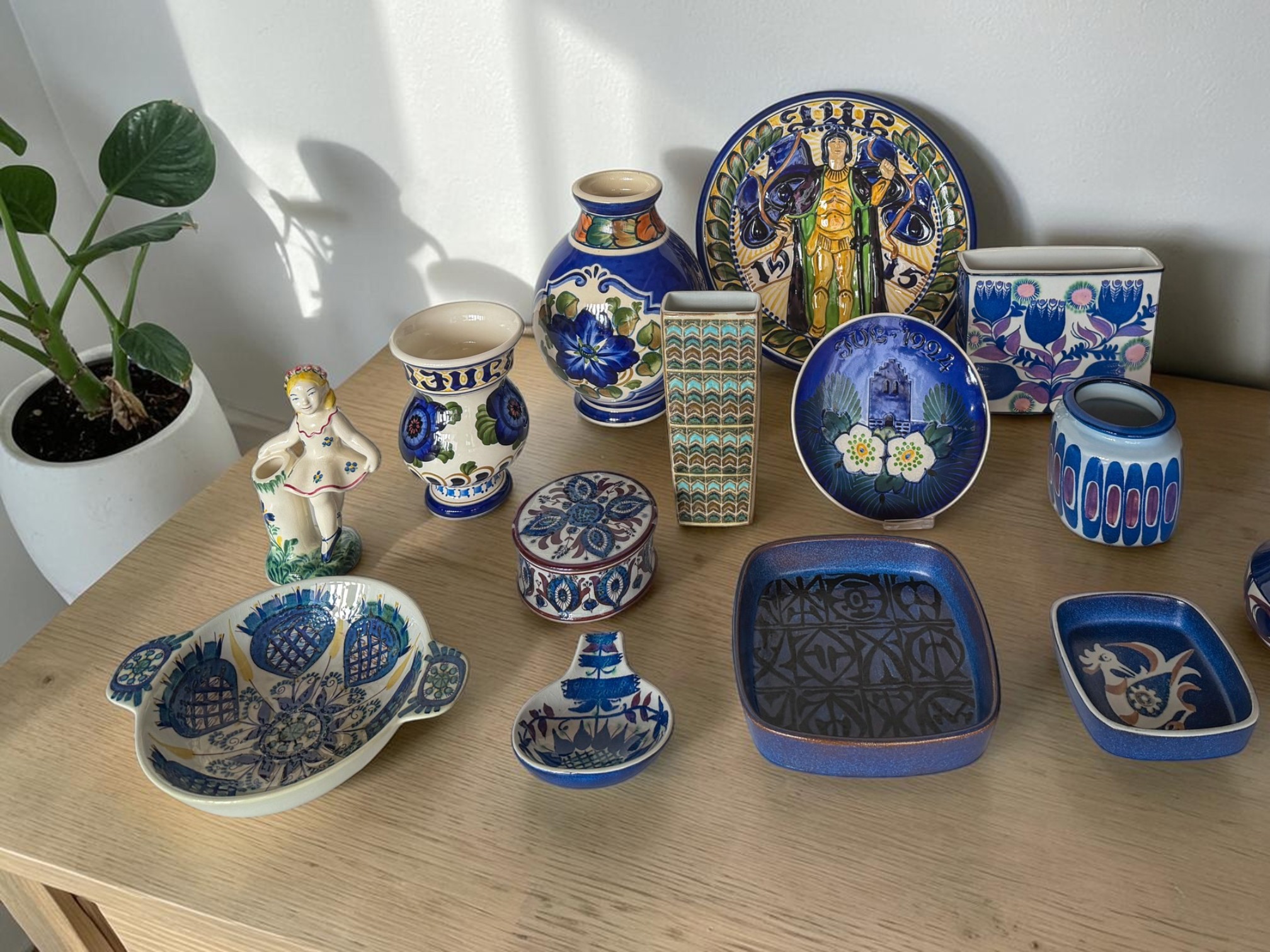 Aluminia plates, vases and figurines