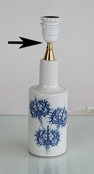 How to measure the lamp's height from the bottom to just below the socket when choosing a lampshade.