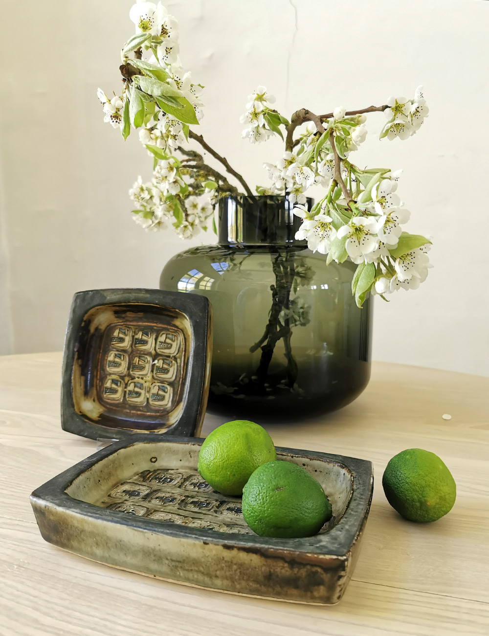 Square stoneware bowl, no. 21871 and no. 21872, Royal Copenhagen.